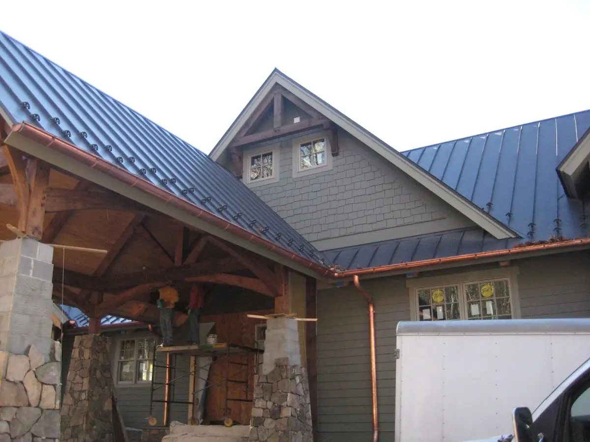 Craftsman Roofing team delivering quality roofing work in Uttsville